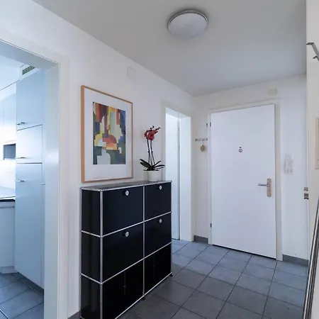 2 Bedroom Close To - D2 * Zürih