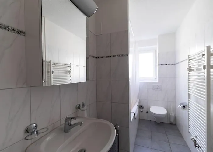 2 Bedroom Close To - D2 公寓 *