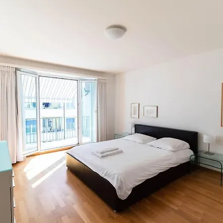 2 Bedroom Close To - D2